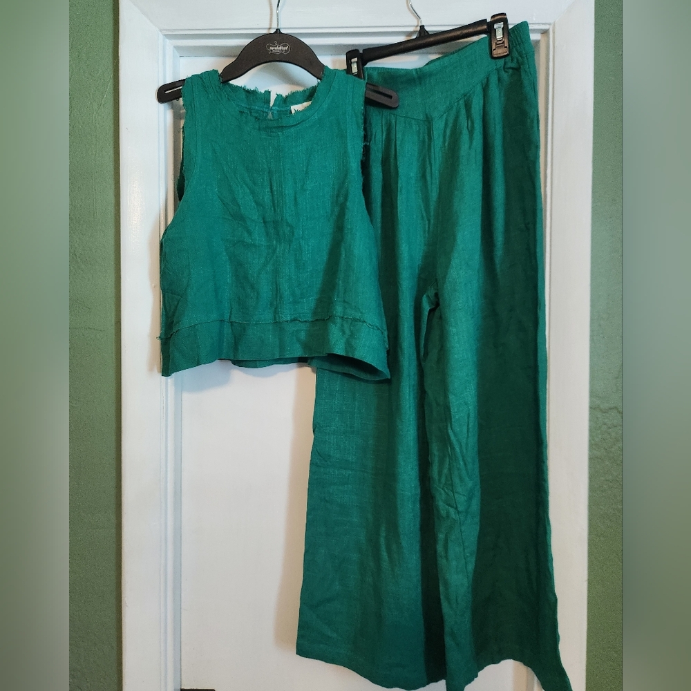 Emerald Two Piece Set